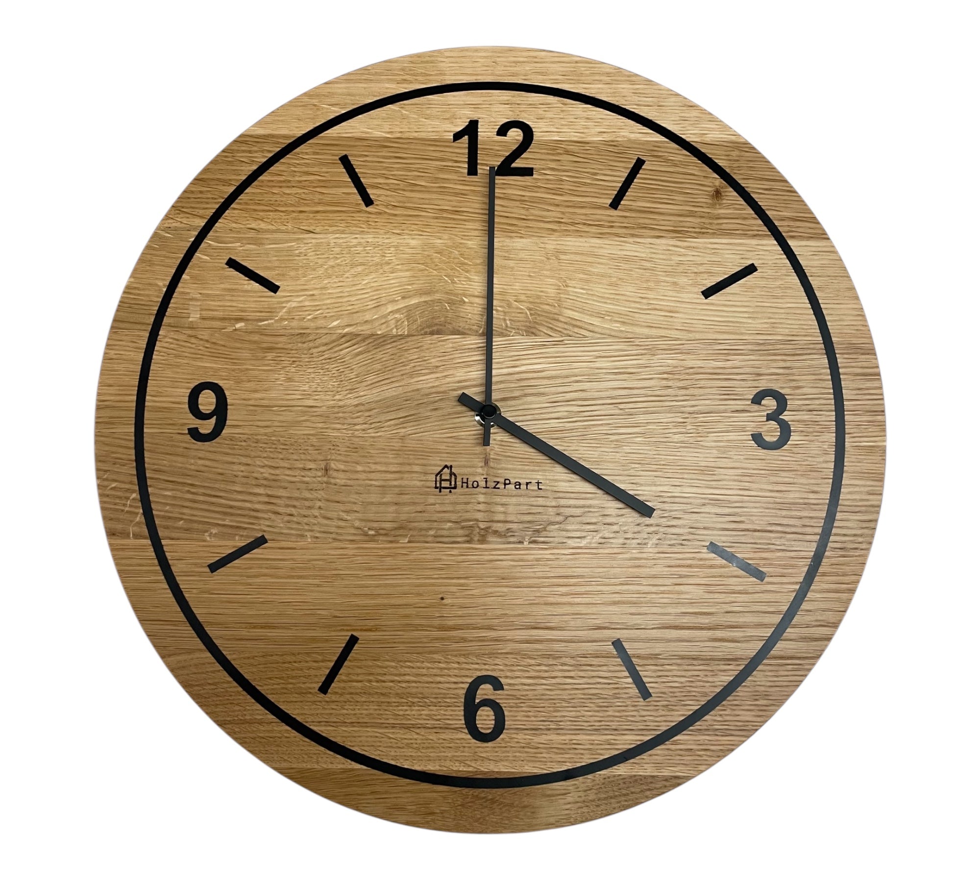 Runde Wanduhr aus klassisch geölter Eiche mit Ziffernkreis und Epoxy-Füllung – handgefertigt von HolzPart in der Schweiz